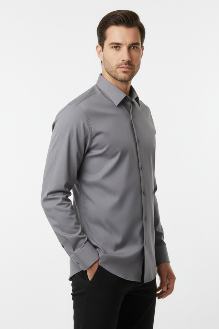 Camisa de manga larga gris Slim Fit de la marca Fitters Originals, vista frontal con cuello y botones.