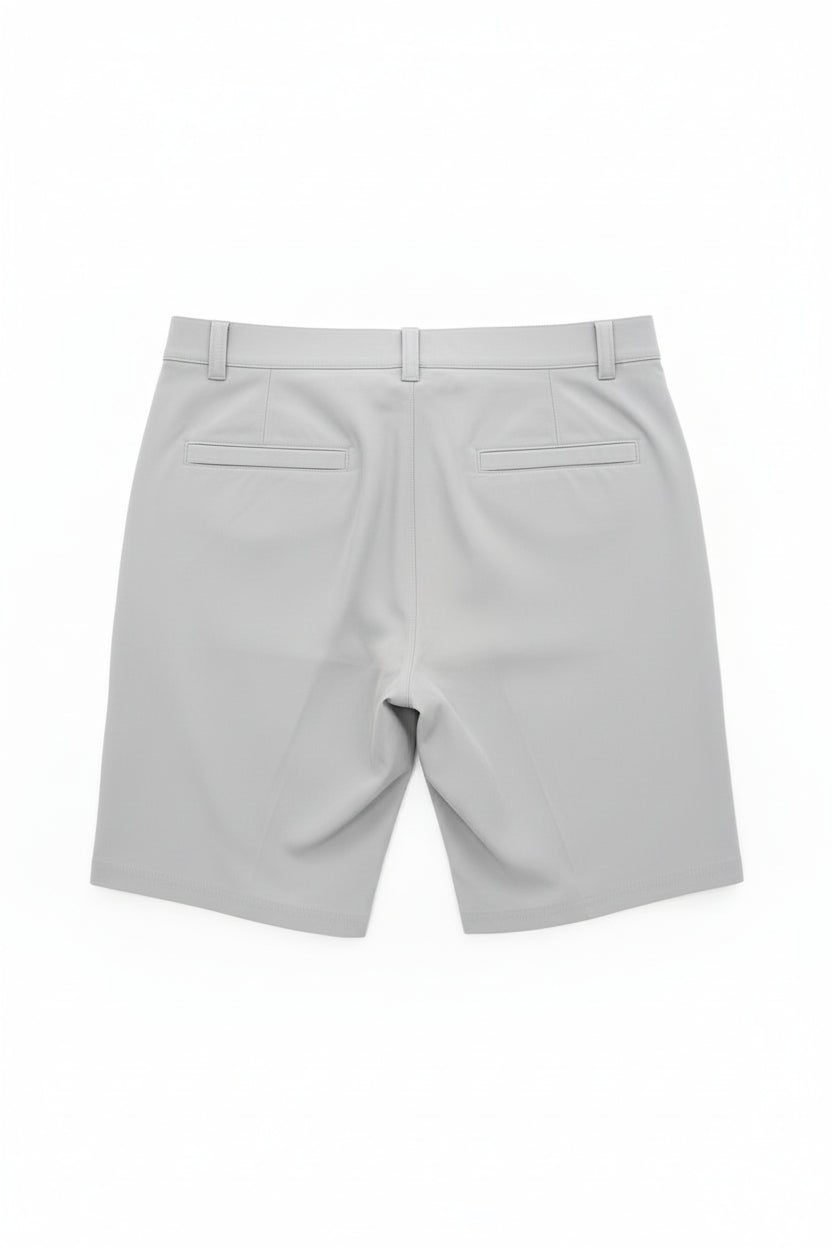Pantalones cortos híbridos gris Fitters Originals Challenge Yourself con tela stretch 4 vías, vista frontal en ángulo.
