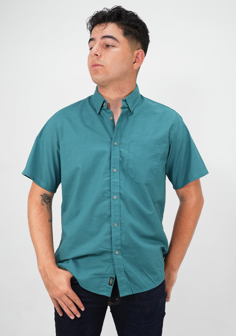Camisa manga corta relax de Fitters Originals en color azul, diseño casual y cómodo para un estilo relajado.