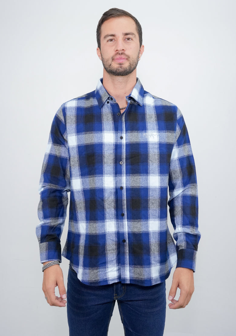 Camisa de manga larga relax IF FITTERS ORIGINALS, en franela azul con diseño cómodo y casual para hombre.