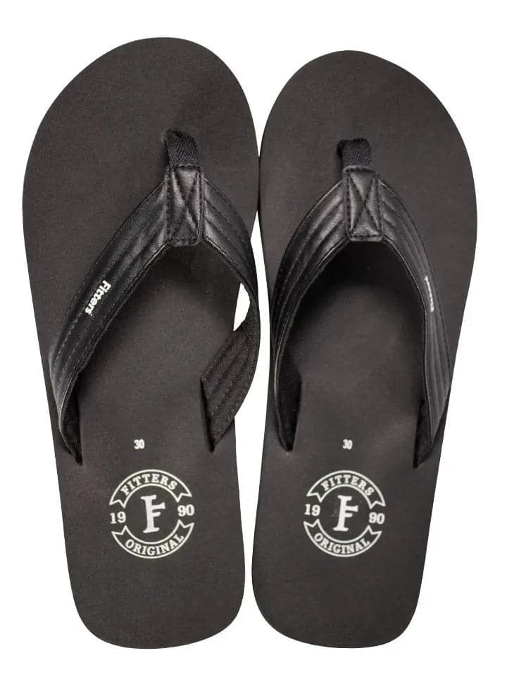 Sandalia negra IF FITTERS ORIGINALS modelo Cartagena, calzado de verano con tiras y plantilla cómoda, vista lateral.